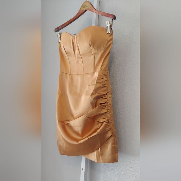 Naked Wardrobe The Statement Gold Bustier Strapless Fitted Mini Dress NW… - Picture 3 of 12